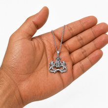 14k gold Lion of Judah Ten Commandments pendant םמ Hand