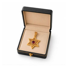 Jewish Jewelry From Israel Gold Star of David Pendant Gift Presentation