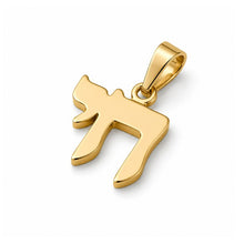 14k gold chai pendant necklace