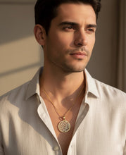 gold shema Israel gold pendant with diamonds 