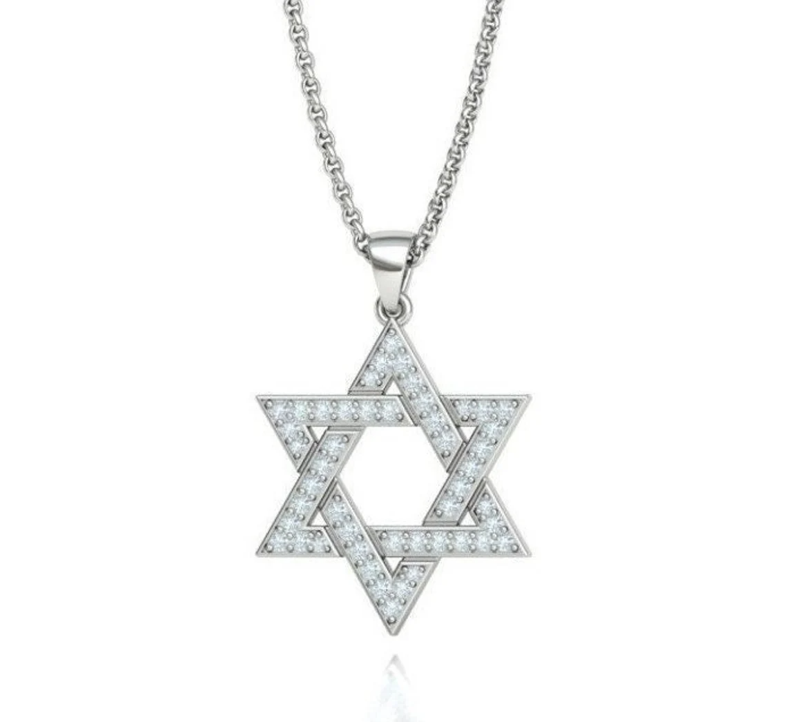 18K Gold Star of David Pendant Set With Diamonds Stones