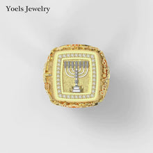 Men’s 14K gold ring featuring Jerusalem design and diamonds
